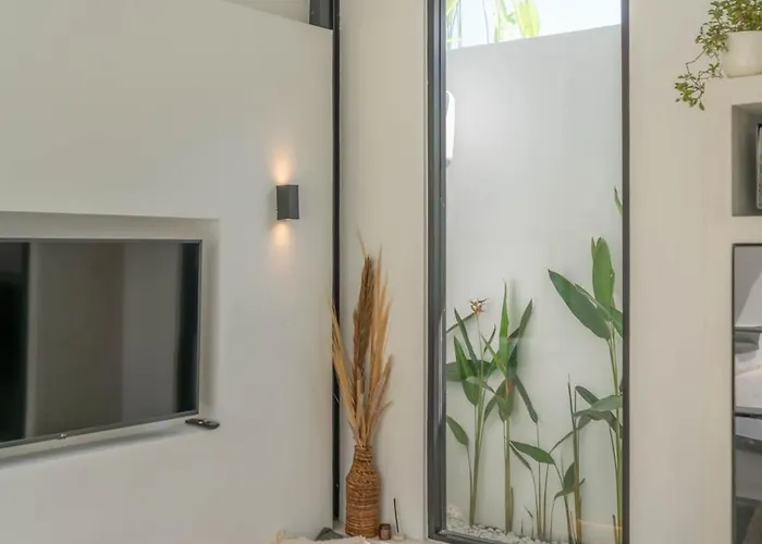 Casa Kami - Modern Serenity 2 Bedroom Haven In Pererenan * Canggu (Bali)